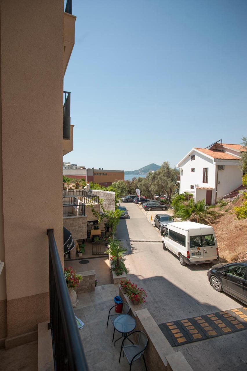Guest House Przno Bay Sveti Stefan Exterior photo
