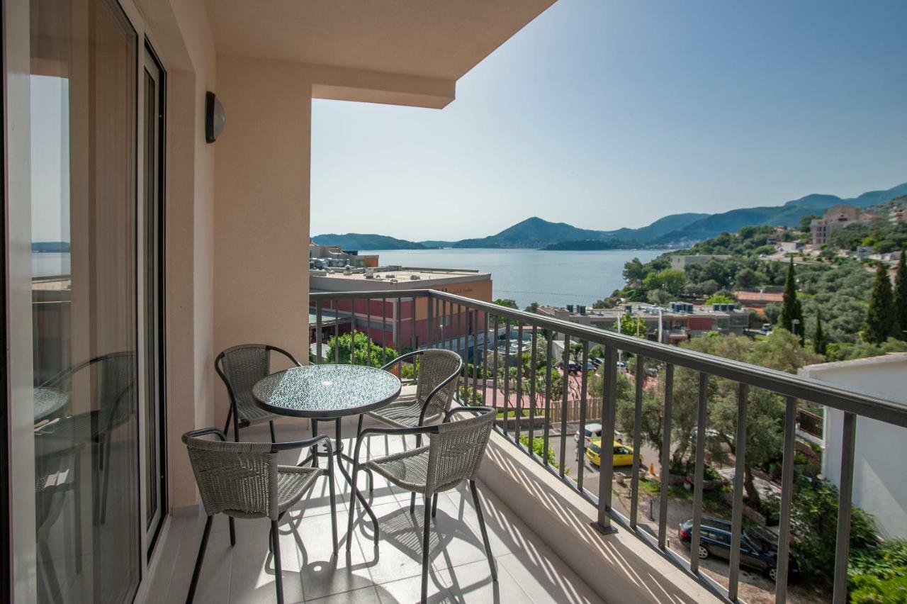 Guest House Przno Bay Sveti Stefan Exterior photo