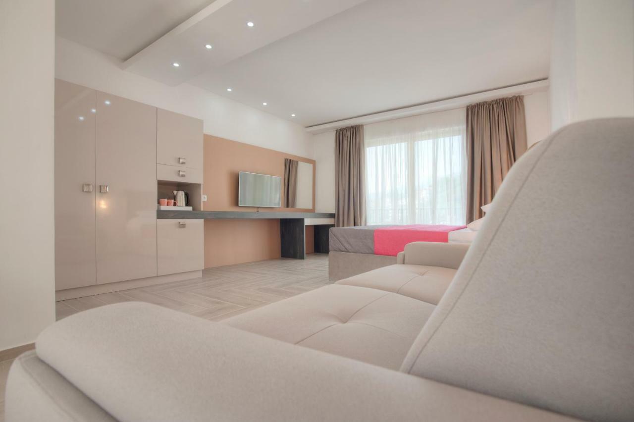Guest House Przno Bay Sveti Stefan Exterior photo
